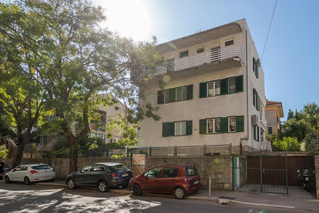 Luxury Karla Apartament